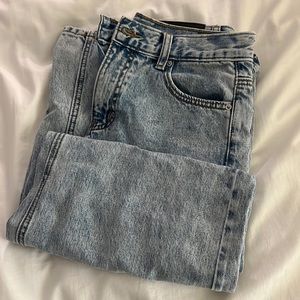 Low rise wide leg jeans